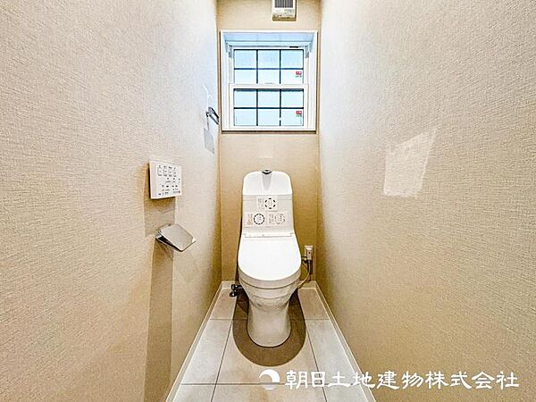 【トイレ】ちょっと一息つけるプラーベート空間だけど健康管理もしっかりチェック！
