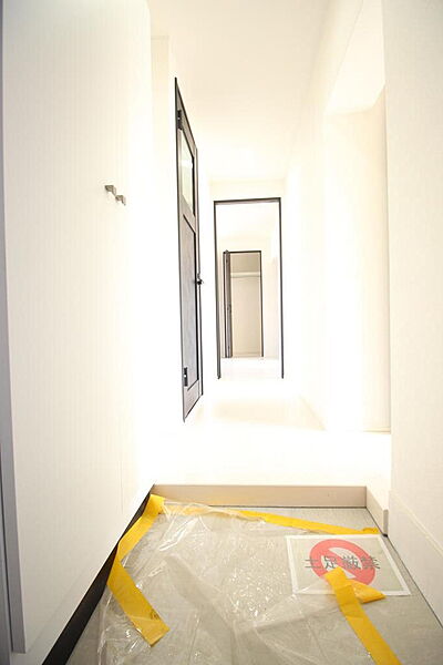 上質感漂う玄関です♪居住者の帰り、訪れる方を優しく迎える・安らぎに満ちた生活空間を予感させるようなその佇まいが魅力的ですね。