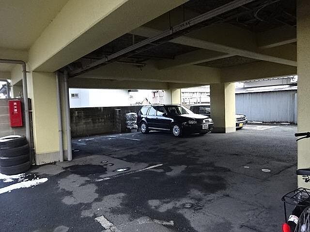 4 / 6