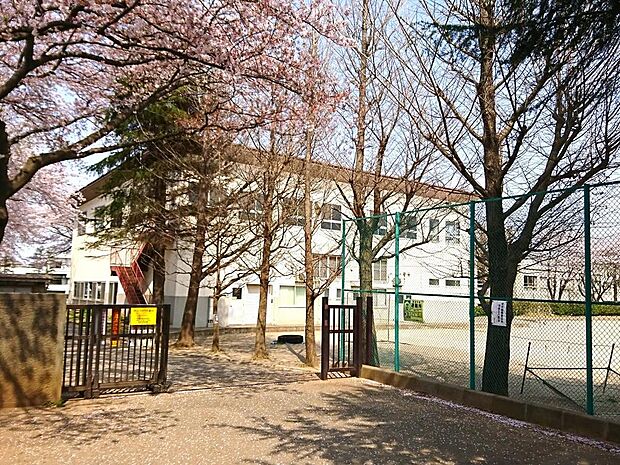 船橋市立前原中学校（約300ｍ）学校の教育目標「調和のとれた人間性豊かな生徒の育成」