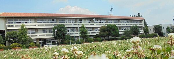 八街市立交進小学校（約2700m）