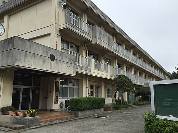 千葉市立越智中学校（約1800m）