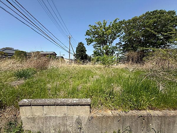 建築条件無し売地は住宅を建てる際に、施工会社を自分で選ぶことができるため自由度が高く、自分だけの注文住宅を建てることができます。（2025年4月撮影）