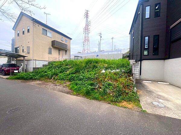 現況更地の為、すぐにお家を建てることができます♪（2025年10月撮影）