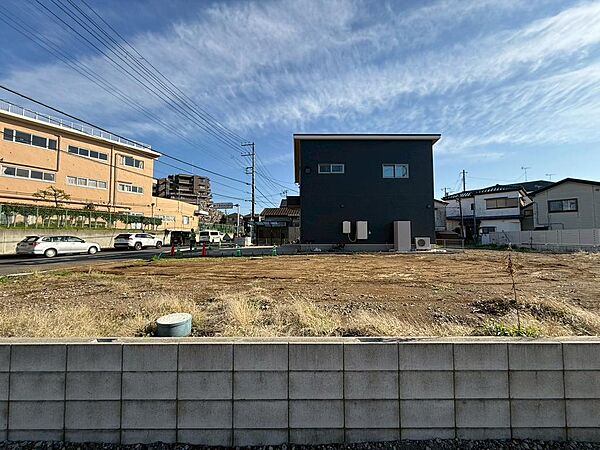 個性あふれる住まいを実現　「建築条件なし」（2026年4月撮影）