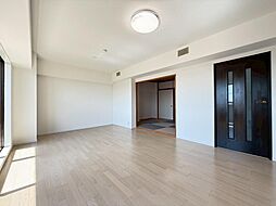 コスモ津田沼グレイスシティＡ棟（津田沼駅） 3LDKのリビング/ダイニング