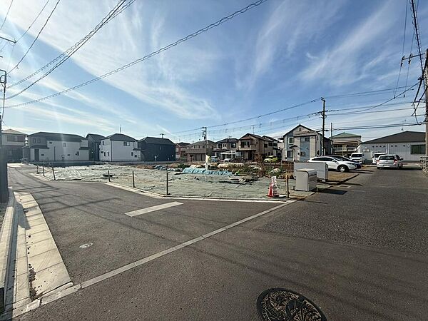 広々としたお土地はお庭や駐車場を広くとることができ、より理想のおうちを実現していただけやすいです。（2026年2月撮影）
