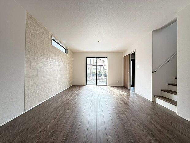 家族だんらんの時間も増えそうなくつろぎのLDK。(2026年2月撮影)