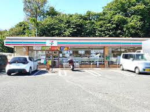 セブン-イレブン 千葉園生町店（約300m）