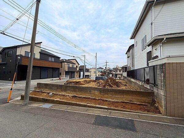 35坪超えのゆとりあるお土地は建築条件無しにつき、お好きなハウスメーカー様で理想の住まいを実現していただけます。（2026年2月撮影）