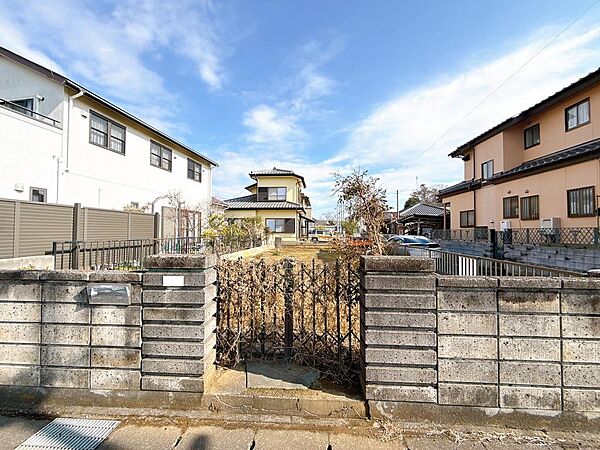 南西角地。陽当りがよく明るい区画。（2026年2月撮影）
