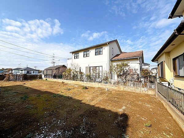 建築条件無し売地はハウスメーカーをご自身で選ぶことができるため、理想のお家が実現可能です。（2026年2月撮影）