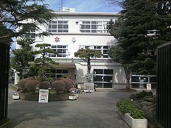 船橋市立葛飾小学校（約220ｍ）