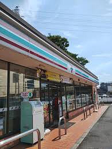 セブン-イレブン 千葉都町東店（約1100m）