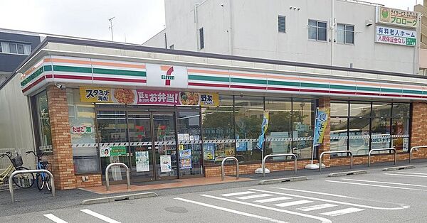 セブン-イレブン佐倉井野店（約500ｍ）