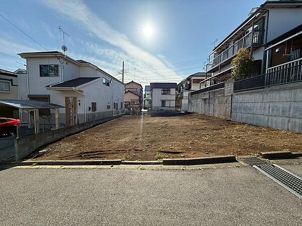 広々としたお土地はお庭や駐車場を広くとることができ、より理想のおうちを実現していただけやすいです。（2026年4月撮影）
