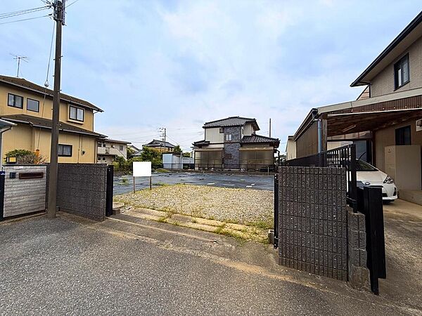 ご家族のスタイルに合った住まいをご提案します。（2026年6月撮影）