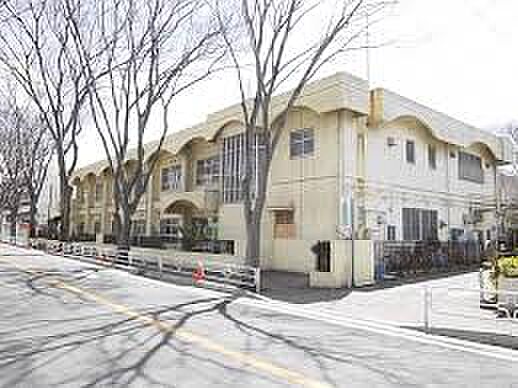 千草台保育所（約240m）