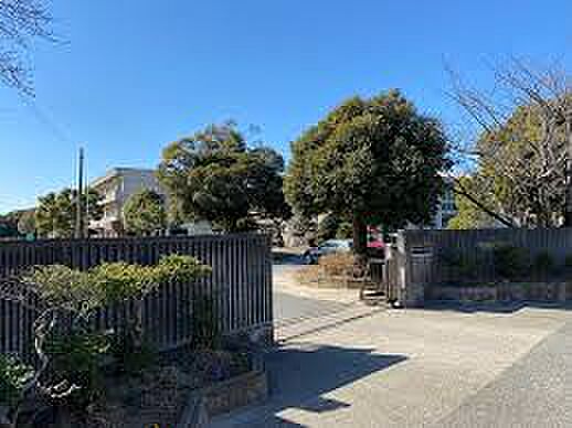 市原市立国分寺台中学校（約1400m）
