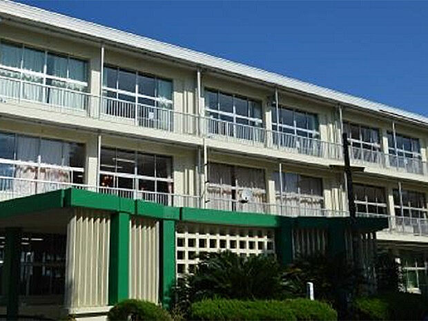 千葉市立小倉小学校（約550ｍ）