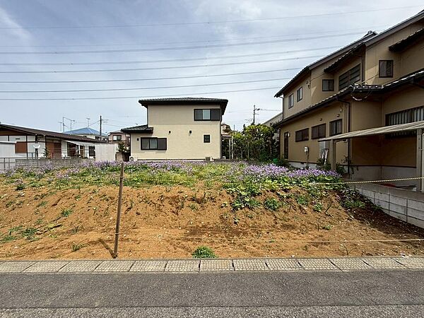 ご家族のスタイルに合った住まいをご提案します。（2026年4月撮影）