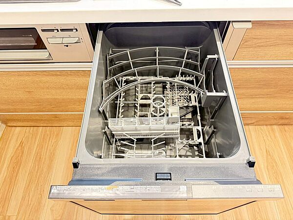 食器洗浄機が後片付けをサポート！食事後の家族のくつろぎタイムをゆっくりもてます♪（2026年4月撮影）