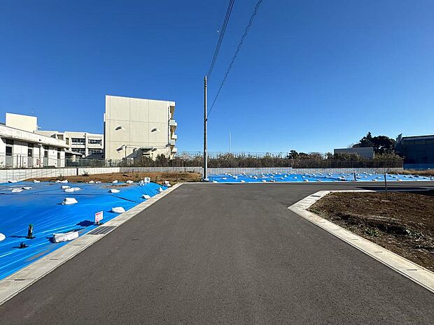 現況更地の為、すぐにお家を建てることができます♪(2025年12月撮影)