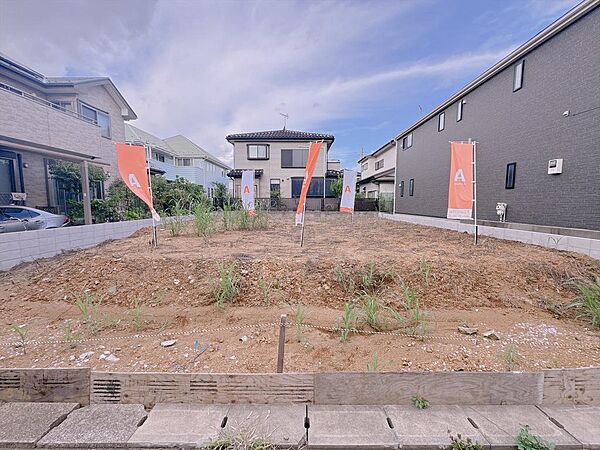 住宅の間取りやデザイン、性能や設備もこだわることができるため、ご家族の理想のおうちを作ることができます。（2026年8月撮影）