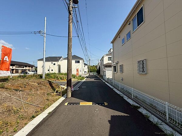 陽当りがよく明るい区画。（2026年5月撮影）