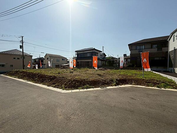 広々としたお土地はお庭や駐車場を広くとることができ、より理想のおうちを実現していただけやすいです。（2026年5月撮影）