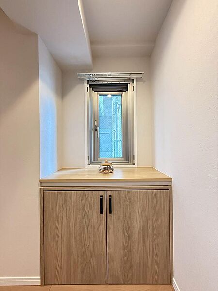 廊下に便利な収納付き♪（2026年5月撮影）