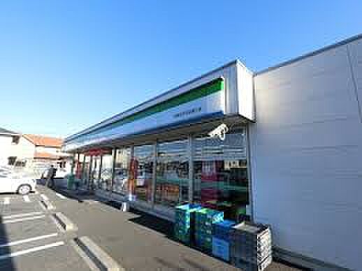 ファミリーマート 市原五井白金通り店(約350m)