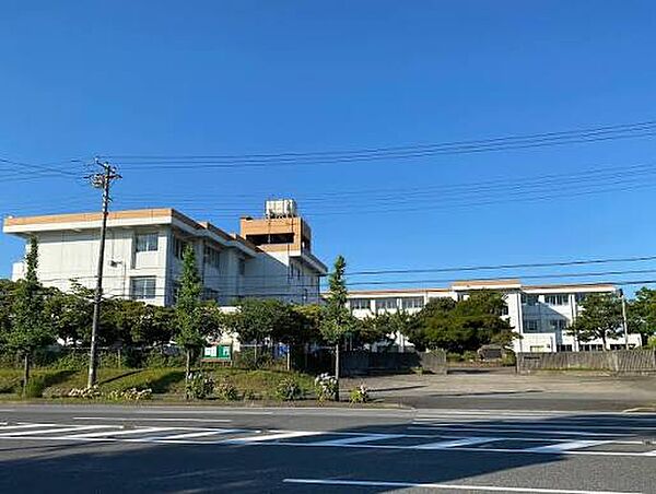 市原市立千種中学校（約1500m）