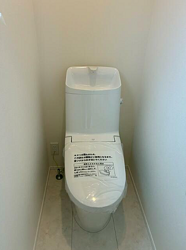 温水洗浄機能がついており、寒い日でも安心して座ることができます。