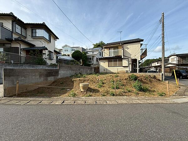 建築条件無し売地はハウスメーカーをご自身で選ぶことができるため、理想のお家が実現可能です。（2026年5月撮影）