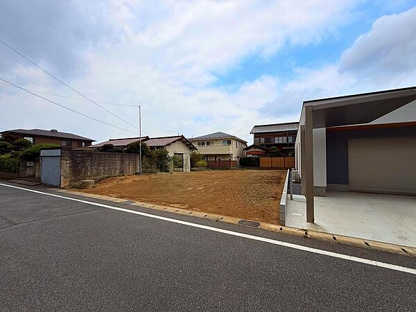 個性あふれる住まいを実現　「建築条件なし」（2026年7月撮影）