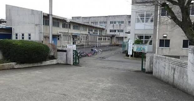 四街道市立八木原小学校（約550m）