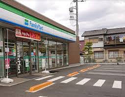 ファミリーマート 市原青柳三丁目店（約650m）