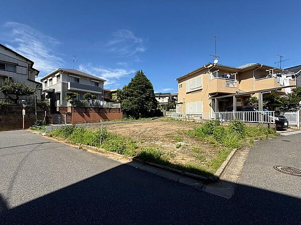建築条件無し売地はハウスメーカーをご自身で選ぶことができるため、理想のお家が実現可能です。（2026年9月撮影）