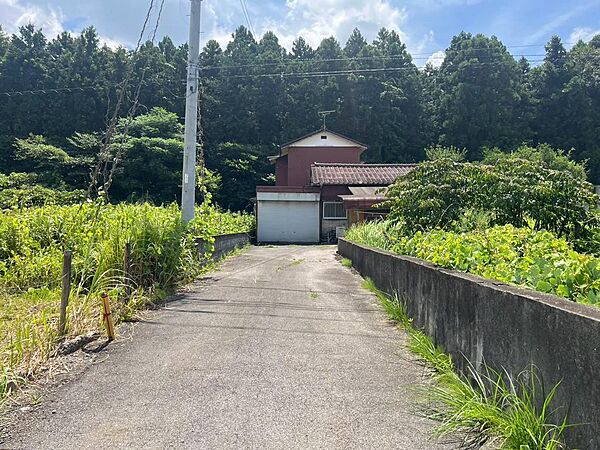 ご家族の夢を自由に叶える「建築条件なし」（2026年8月撮影）