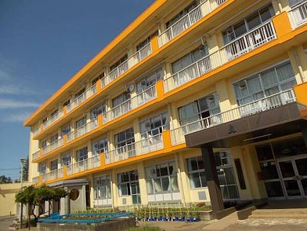 千葉市立幕張南小学校（約350m）