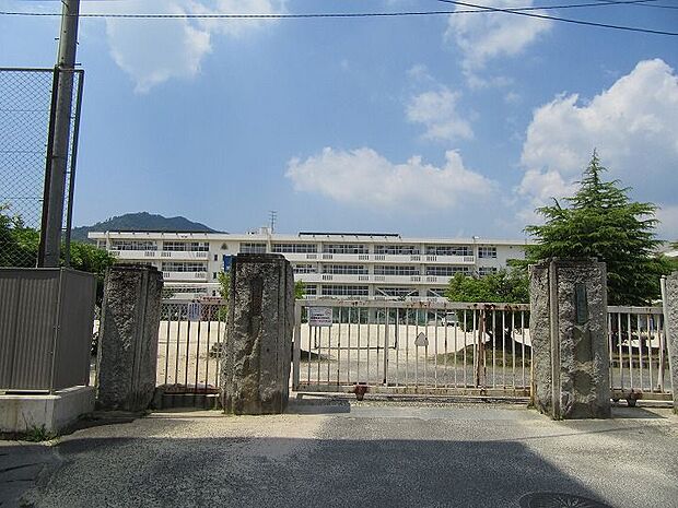 【小学校】熊野第一小学校まで580ｍ