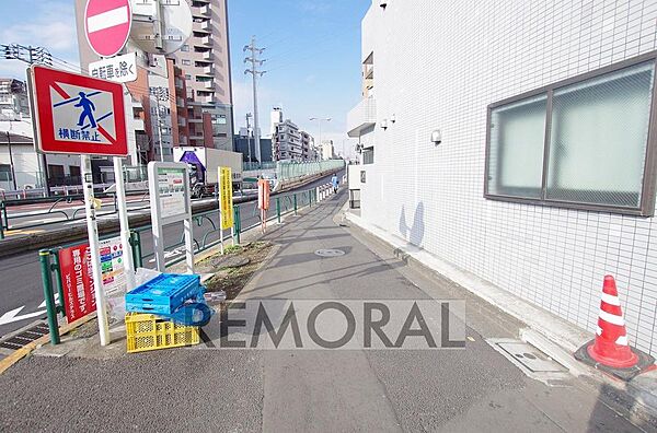 周辺を拡大表示