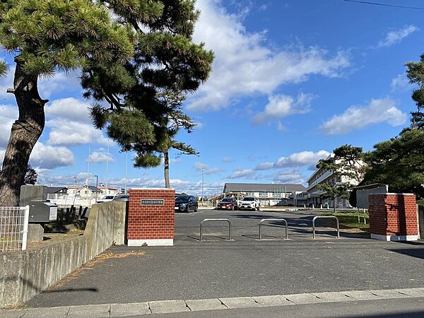 登米市立佐沼小学校（1523m）