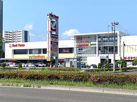 ヨークベニマルあすと長町店(811m)