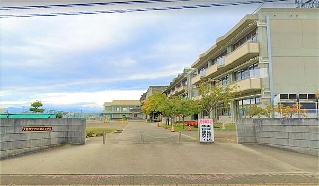 大崎市立古川第五小学校（933m）