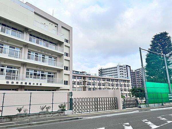 仙台市立榴岡小学校（371m）