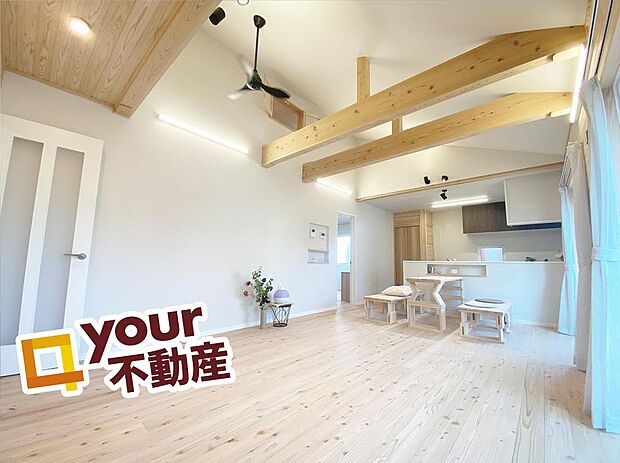 天井の高さを活かした開放感溢れる空間設計が魅力◎中に入ると想像以上の広さを感じました♪（A棟ひらや）