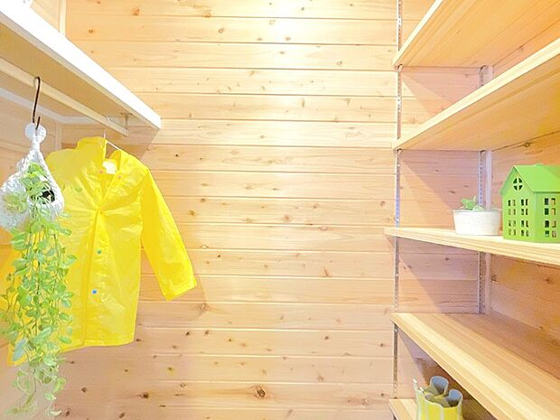 嬉しい収納がいっぱい♪どういうレイアウトで整理整頓するか楽しみです◎