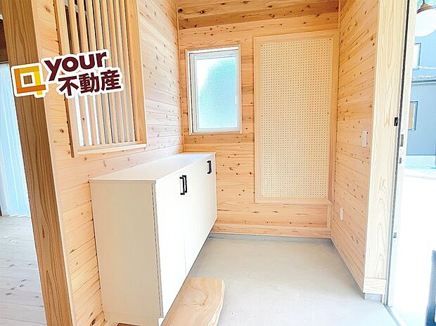 帰ってきたら木の温もり、香りがお出迎え♪